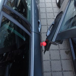 LUVODI Auto Türkantenschoner 4 Stück Autotür Kantenschutz Türkantenschutz  mit Reflektor Stoßschutz ohne Aufstecken : : Auto & Motorrad